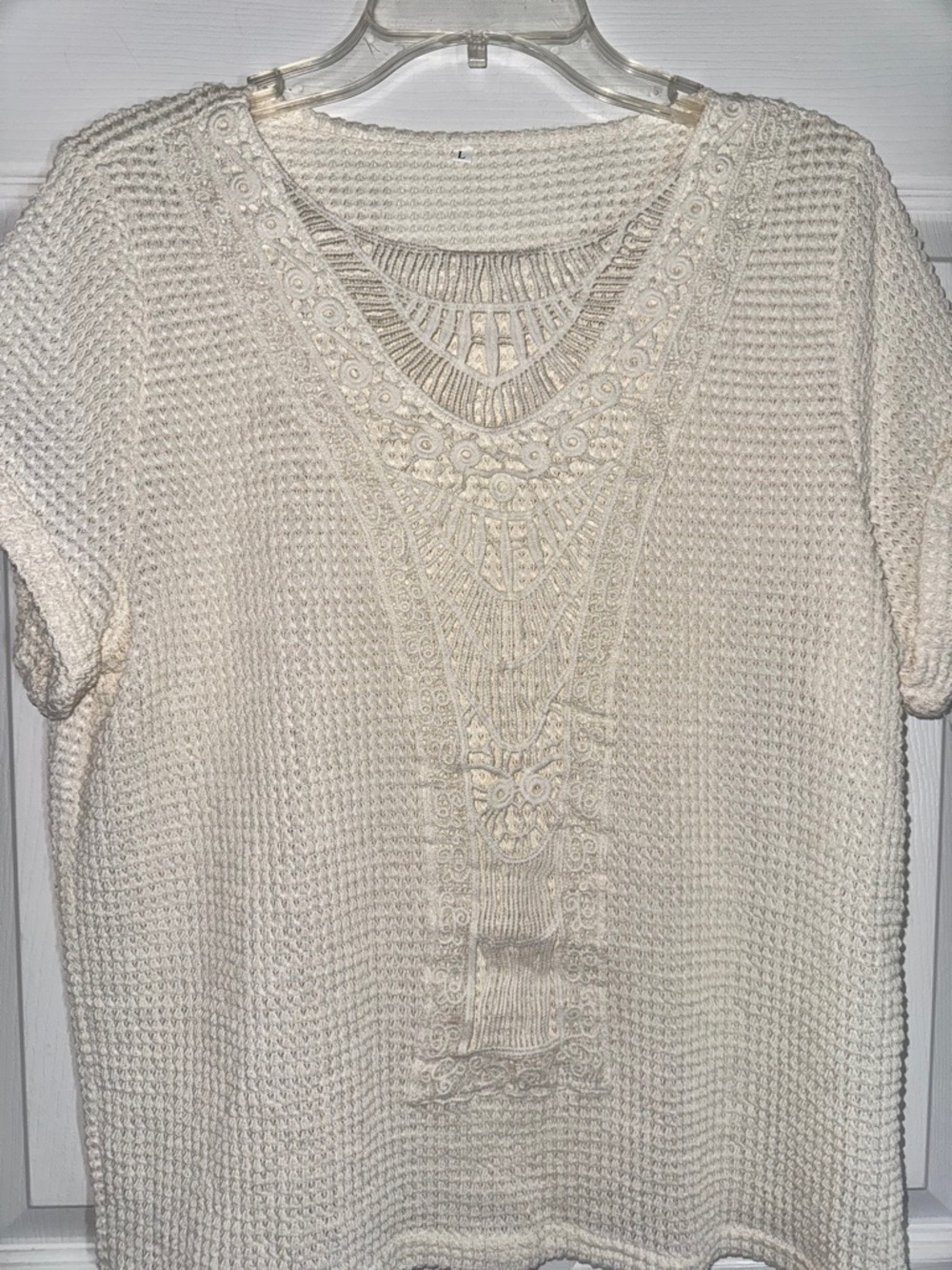 Women's Cream Crochet-Detail Short Sleeve Knit Top - Picture 4 of 8